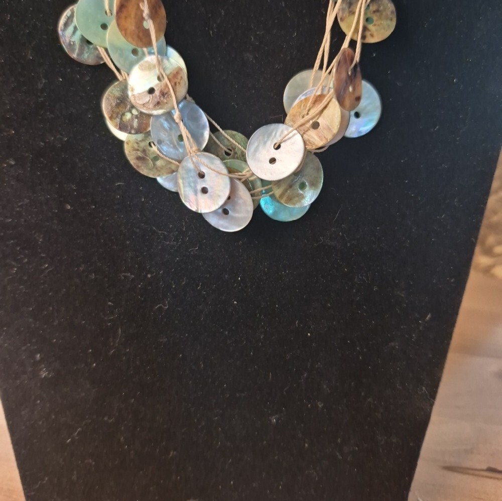 Beautiful Multi-Strand Blue Shell Disc Necklace - Picture 2 of 4